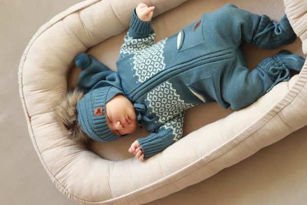 Hovedbilde Ull lue Mutton i merinoull, med pelsdusk, gråblå